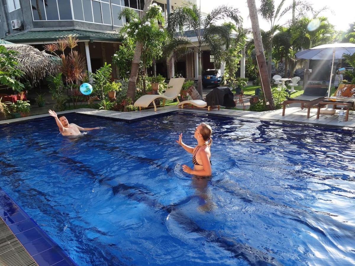 Maple Leaf Hotel Negombo Kültér fotó